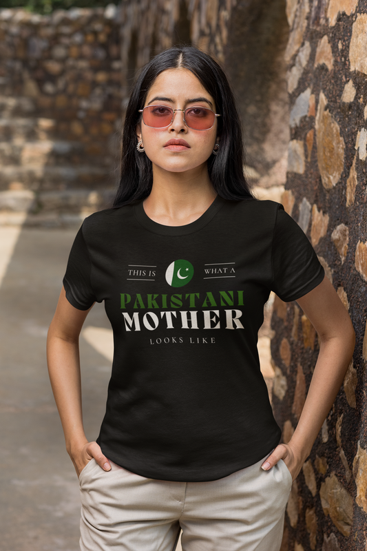 Pakistani Mother Looks Like Pakistan Flag Mothers Day T-Shirt | Unisex Tee Shirt