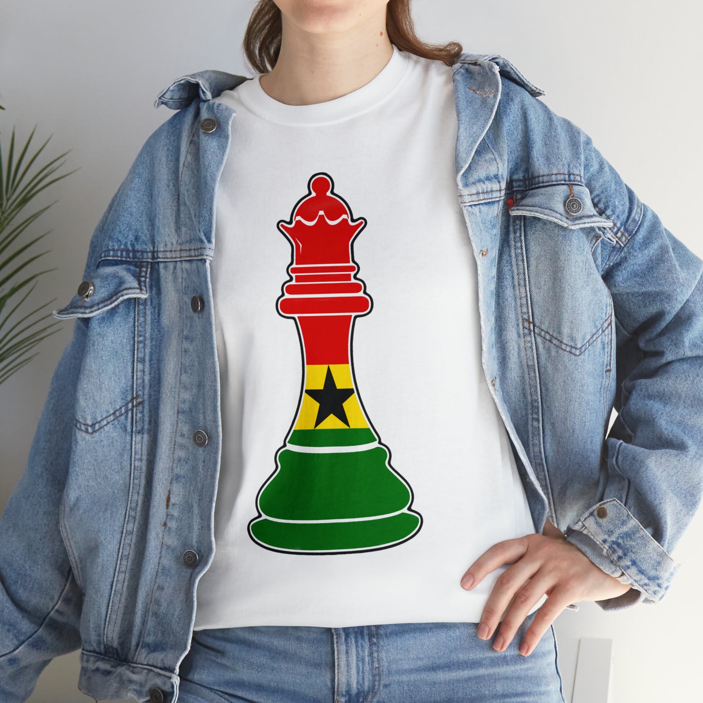 Ghanian Queen Flag Chess Piece Ghana T-Shirt | Unisex Tee Shirt