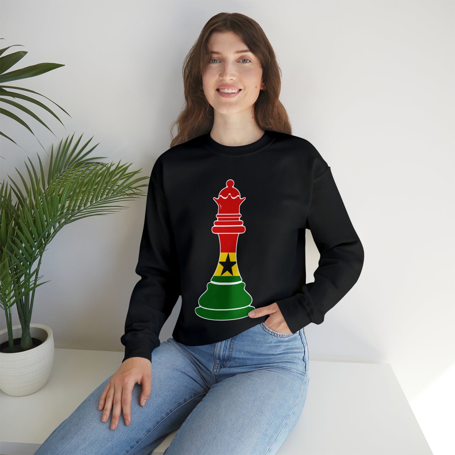 Ghanian Queen Flag Chess Piece Ghana Unisex Sweatshirt