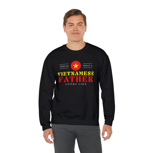 Vietnamese Father Looks Like Vietnam Flag Fathers Day Unisex Sweatshirt