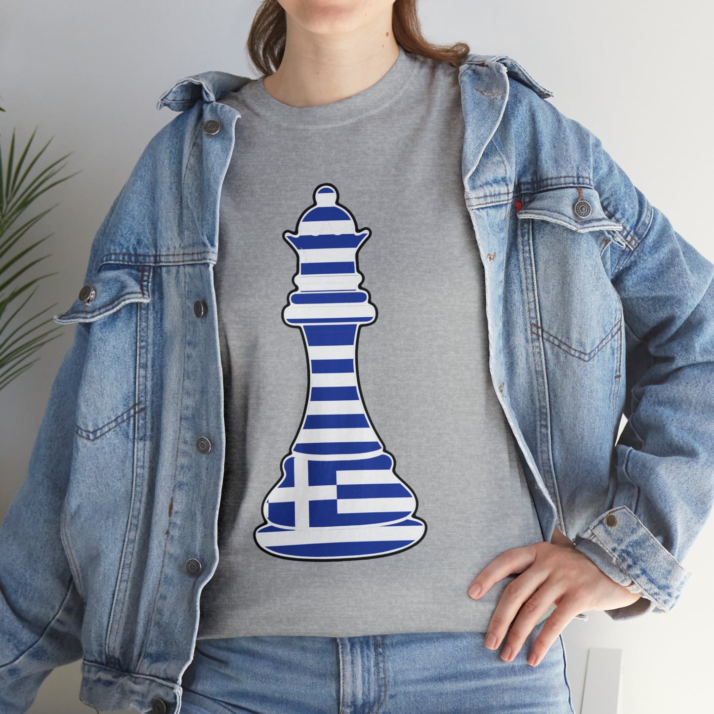 Greek Queen Flag Chess Piece Greece T-Shirt | Unisex Tee Shirt