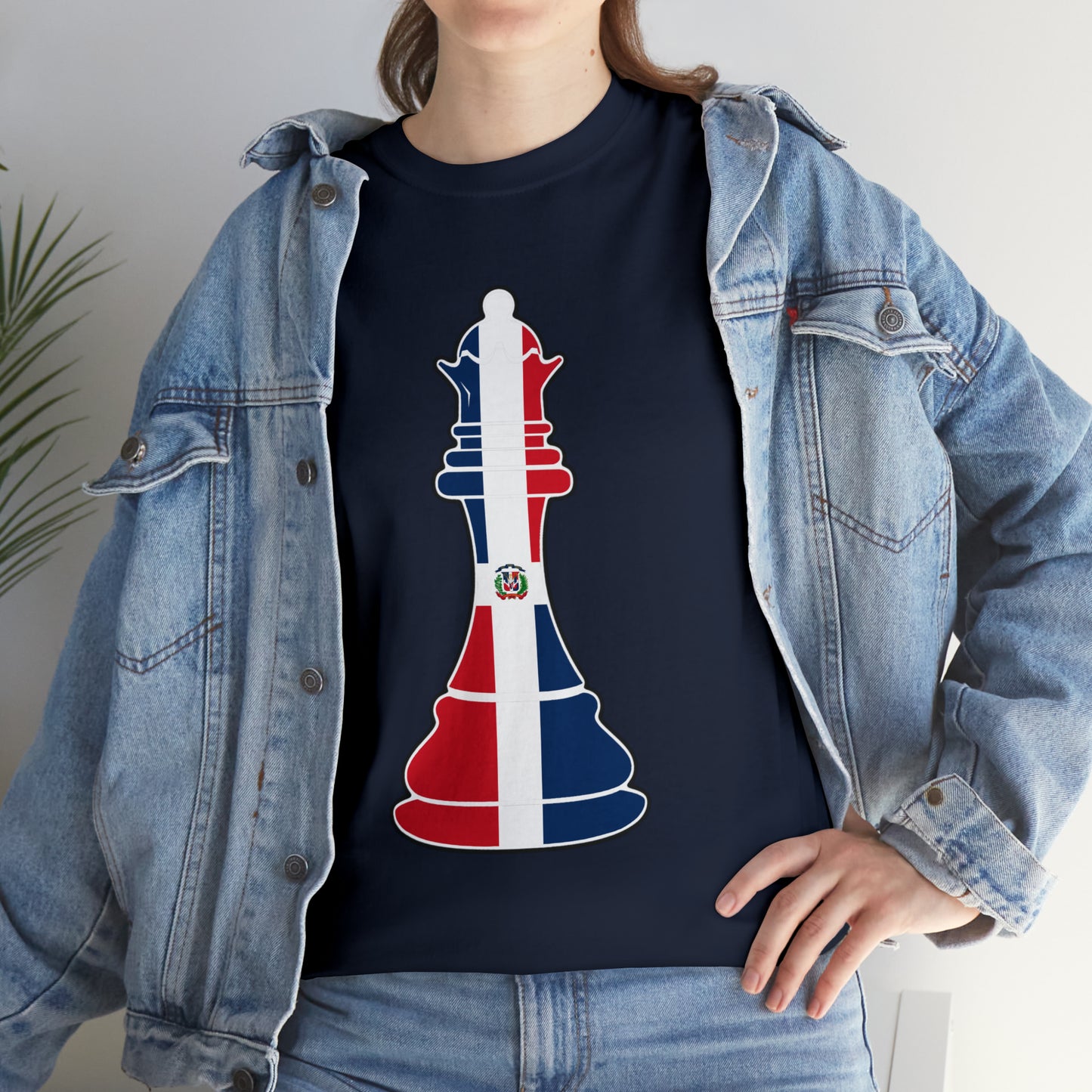 Dominican Republic Queen Flag Chess Piece DR T-Shirt | Unisex Tee Shirt