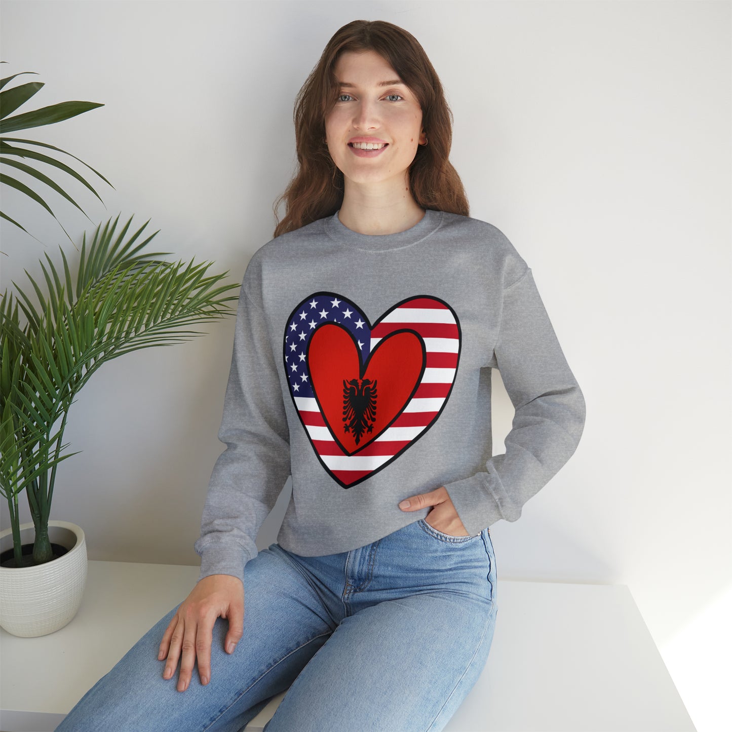 Albanian American Heart Valentines Day Gift Half Albania USA Flag Unisex Sweatshirt