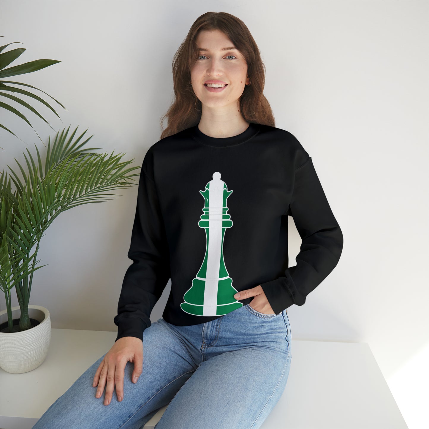 Nigerian Queen Flag Chess Piece Nigeria Unisex Sweatshirt