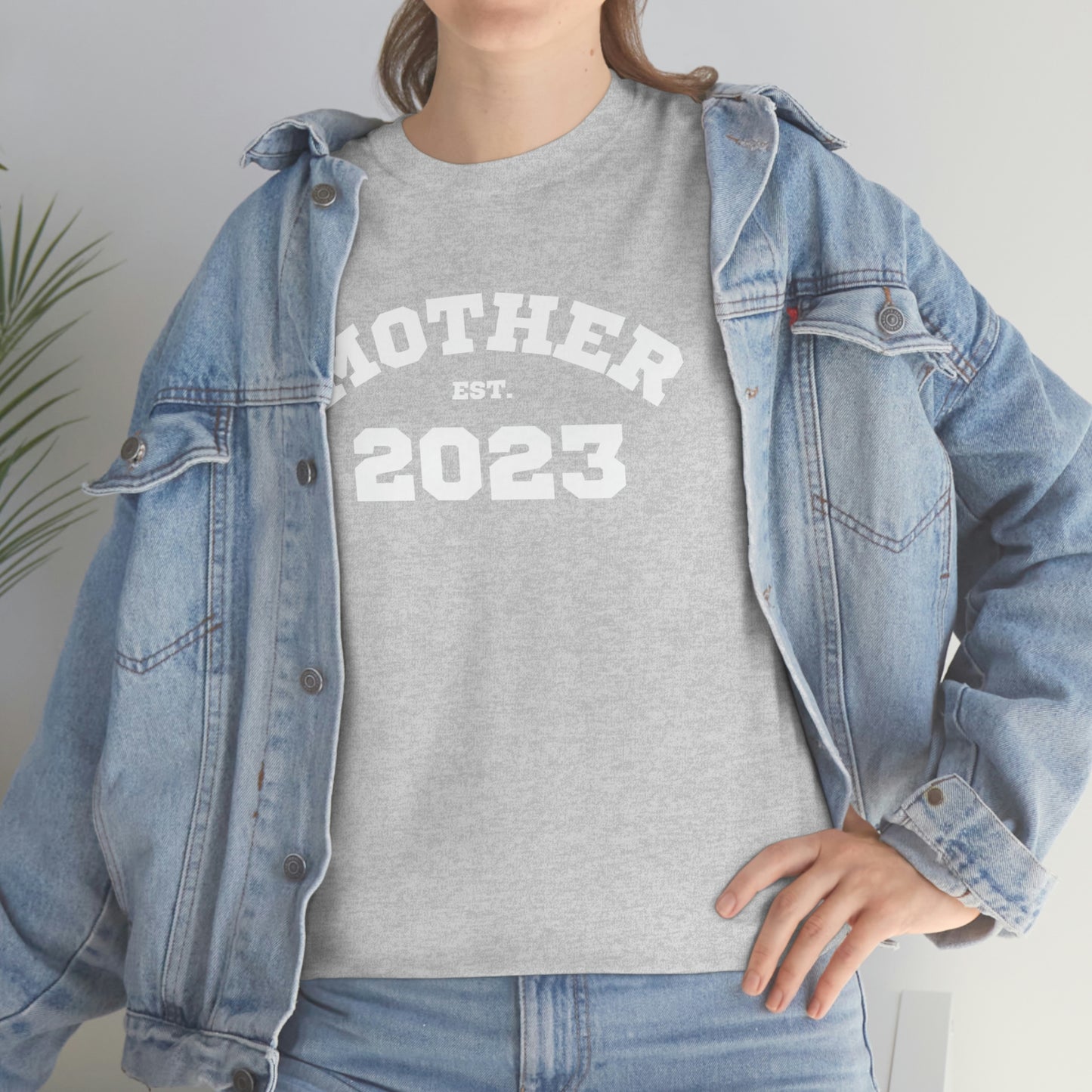 Mother Est 2023 Mothers Day Gift for MOM 4 T-Shirt | Unisex Tee Shirt