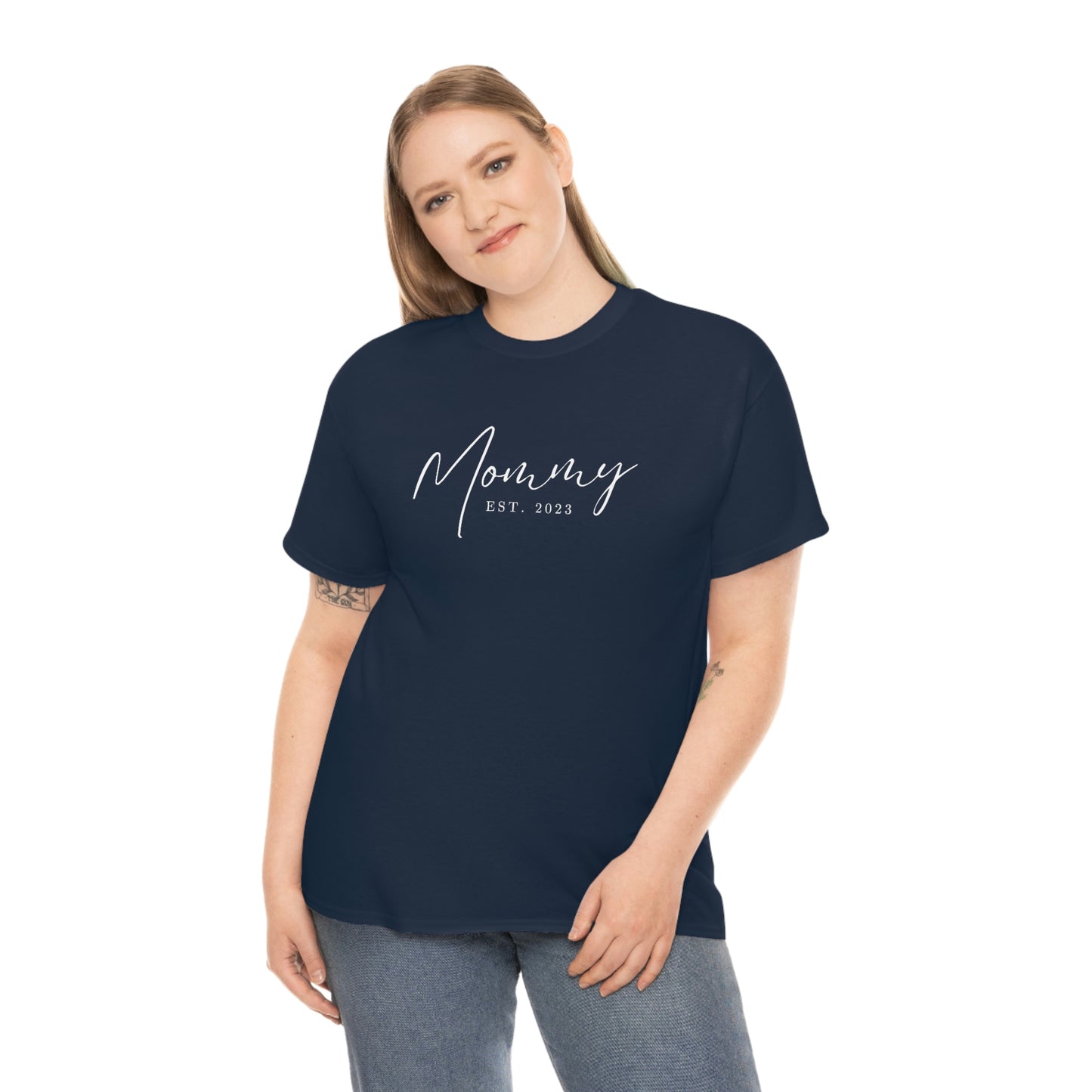 Mommy Est 2023 Mothers Day Gift for MOM 2 T-Shirt | Unisex Tee Shirt