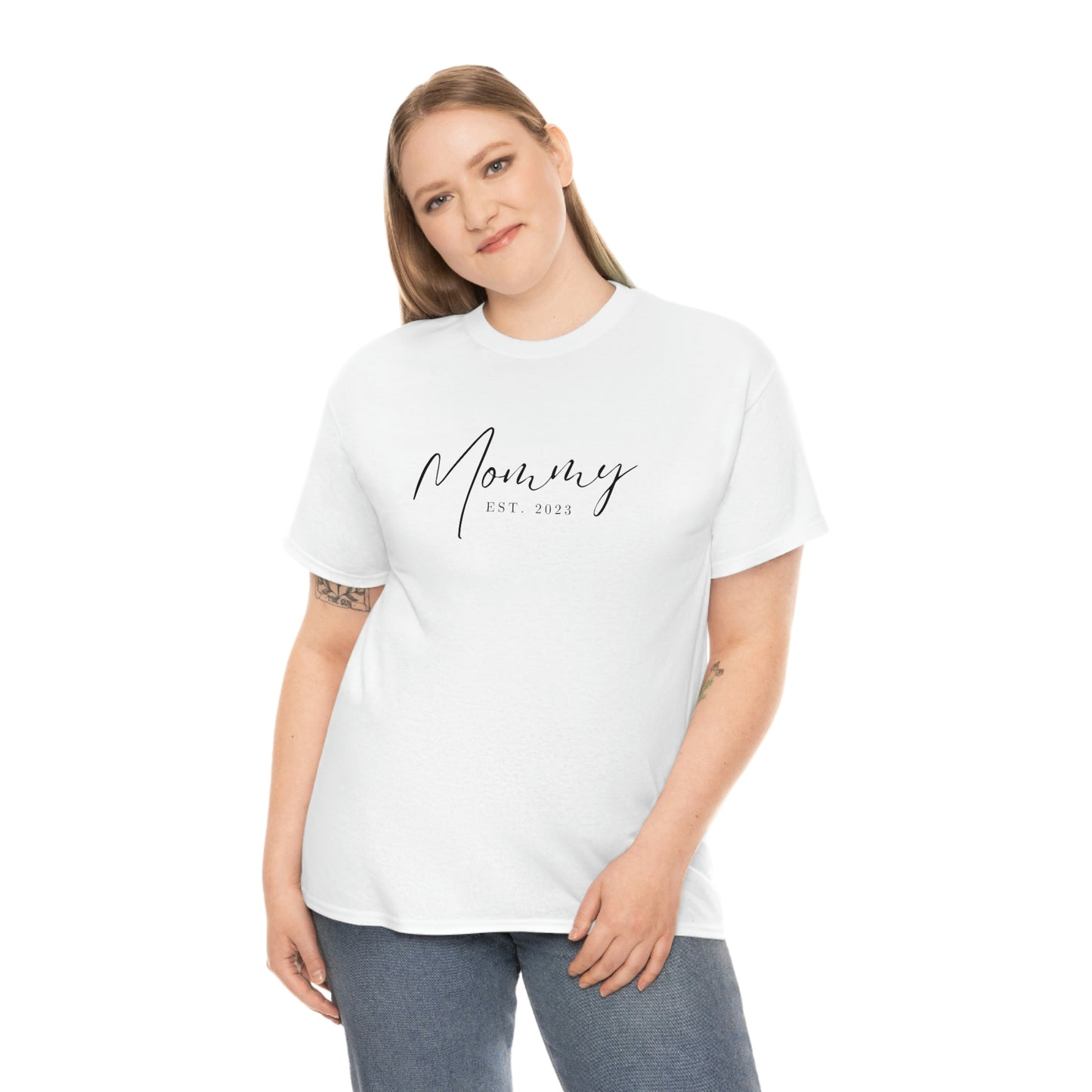 Mommy Est 2023 Mothers Day Gift for MOM 2 T-Shirt | Unisex Tee Shirt